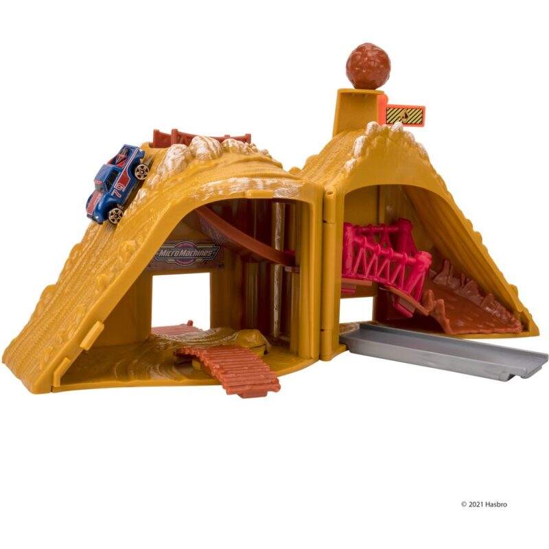 Micro Machines Large Playset Corvette Raceway — Toyzoo